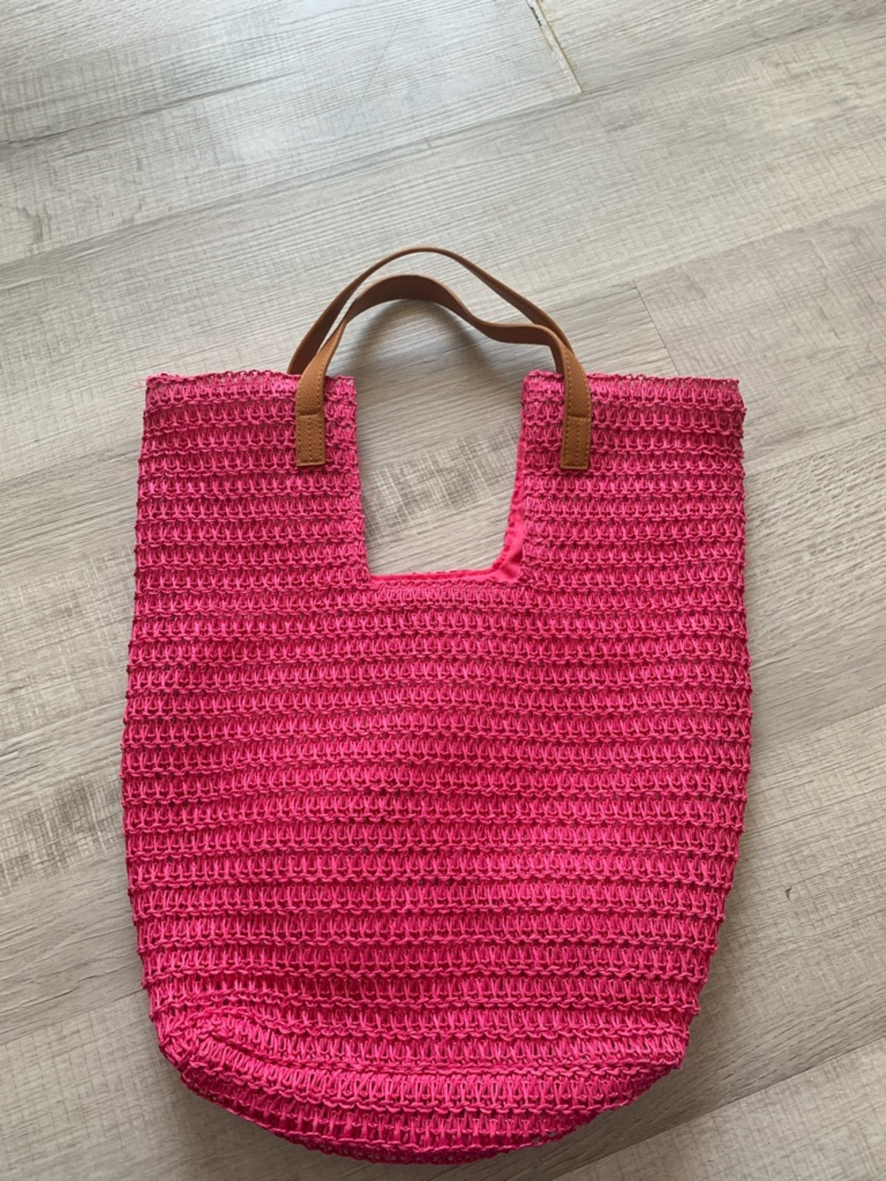 Shiraleah Hot Pink Woven Beach Bag.